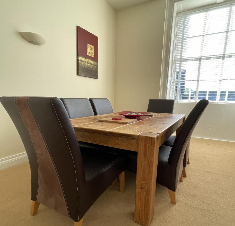 Manor Court Apartment Пензанс Екстериор снимка